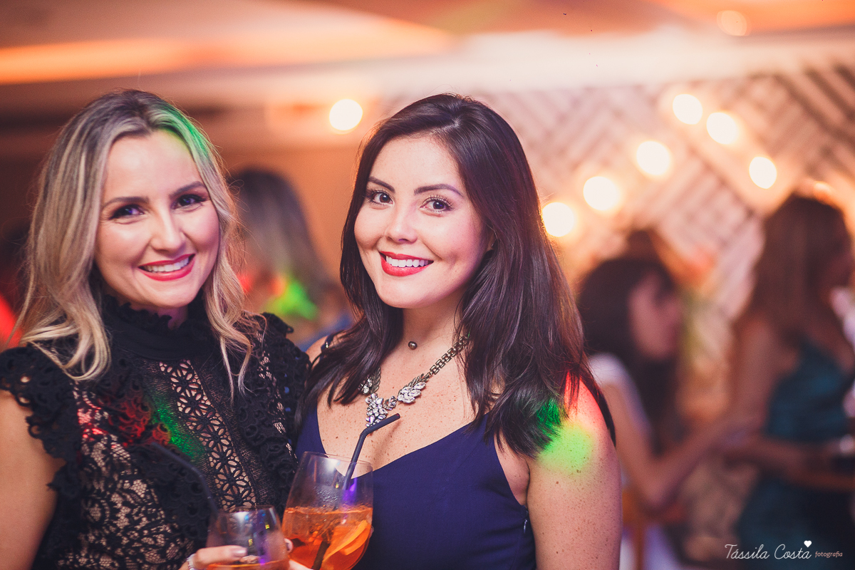 fotos lindas de bodas de coral, festa de 35 anos de casamento, inspiração para bodas de coral, fotografia de casamento em Vila Velha - ES, Praia da Costa, festa linda no prédio da Praia da Costa, Tássila Costa, Zilma e Delcio, Ed. Lausane Praia da Costa