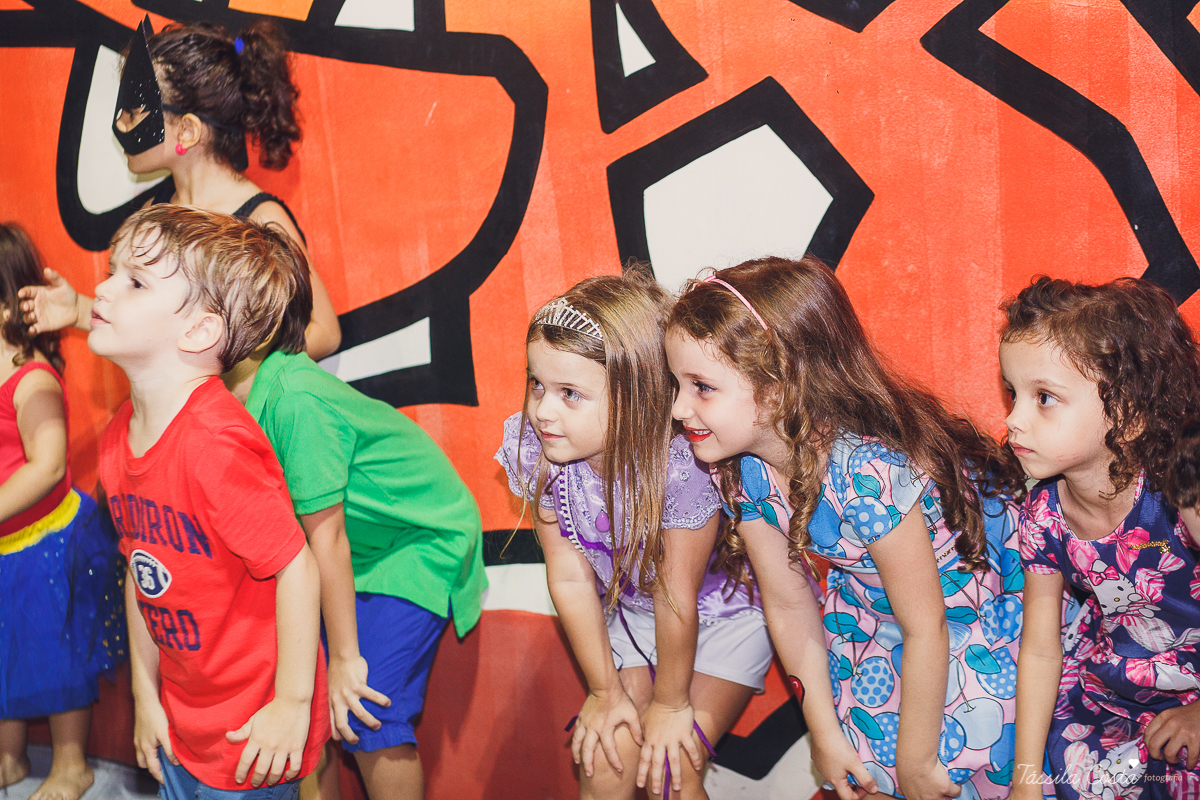 aniversário de 5 anos da princesa Sophia, decoração simples e linda tema princesa Sophia, festa em Vitória ES, festa em prédio, fotografia de aniversário infantil em vitória es, Praia do Canto ES