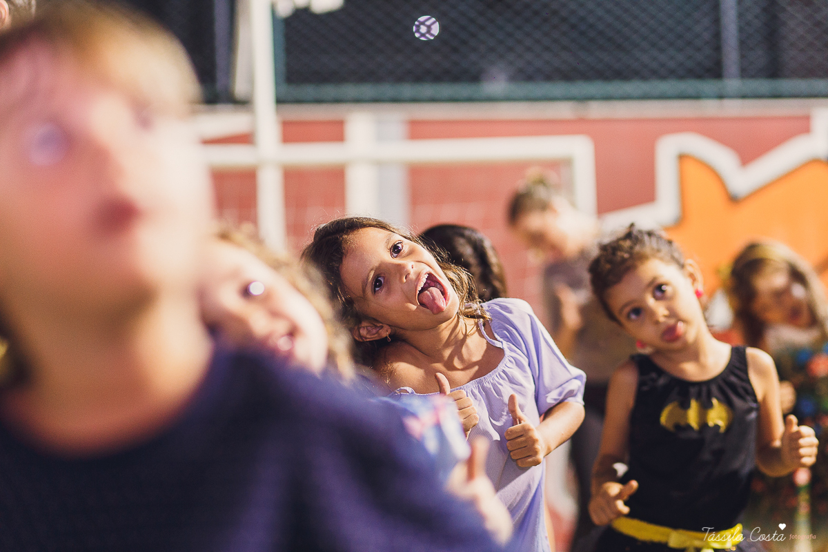 aniversário de 5 anos da princesa Sophia, decoração simples e linda tema princesa Sophia, festa em Vitória ES, festa em prédio, fotografia de aniversário infantil em vitória es, Praia do Canto ES