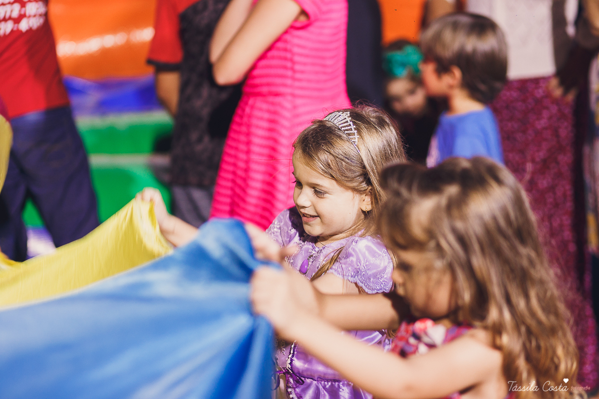 aniversário de 5 anos da princesa Sophia, decoração simples e linda tema princesa Sophia, festa em Vitória ES, festa em prédio, fotografia de aniversário infantil em vitória es, Praia do Canto ES