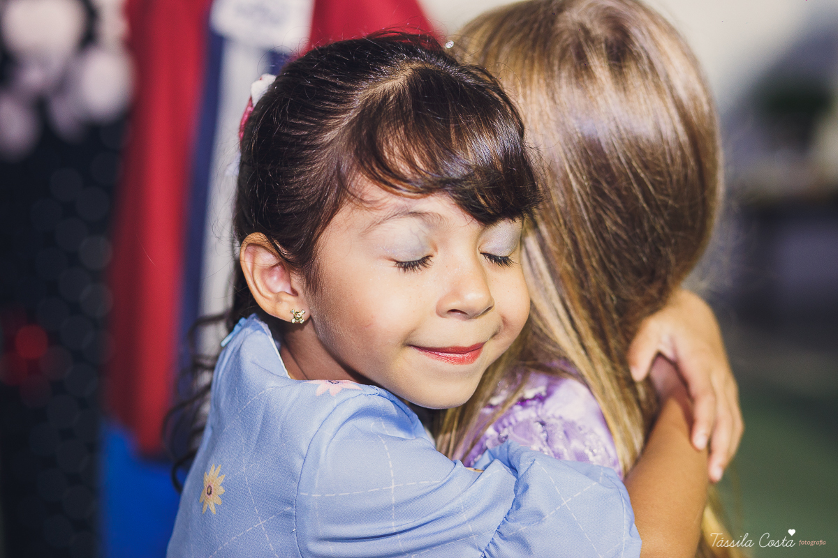 aniversário de 5 anos da princesa Sophia, decoração simples e linda tema princesa Sophia, festa em Vitória ES, festa em prédio, fotografia de aniversário infantil em vitória es, Praia do Canto ES