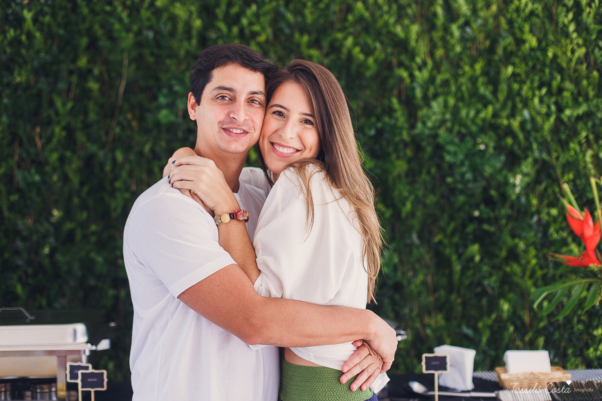 almoço para padrinhos de casamento, do casal Karla e Marcelo, casamento em Venda Nova do Imigrante, fotografia de casamento intimista, casamento feito na área de lazer do prédio, 
