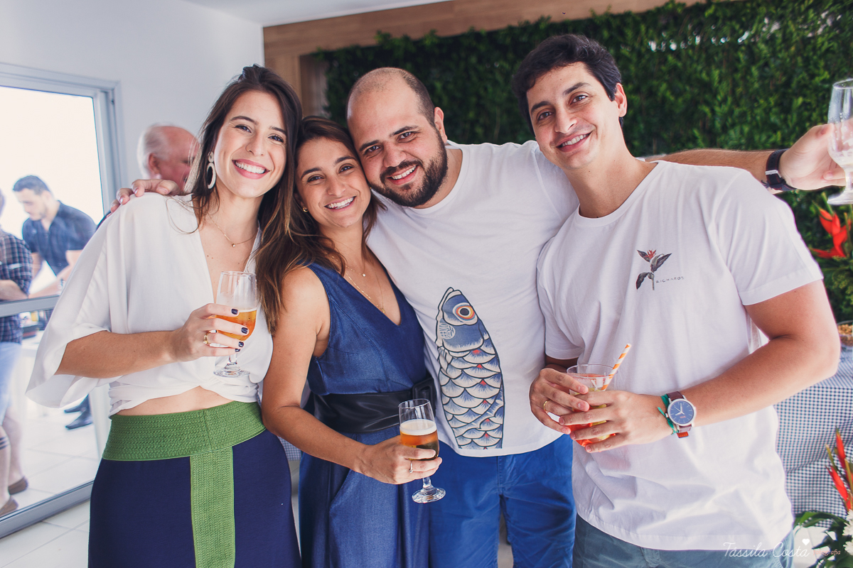 almoço para padrinhos de casamento, do casal Karla e Marcelo, casamento em Venda Nova do Imigrante, fotografia de casamento intimista, casamento feito na área de lazer do prédio, 