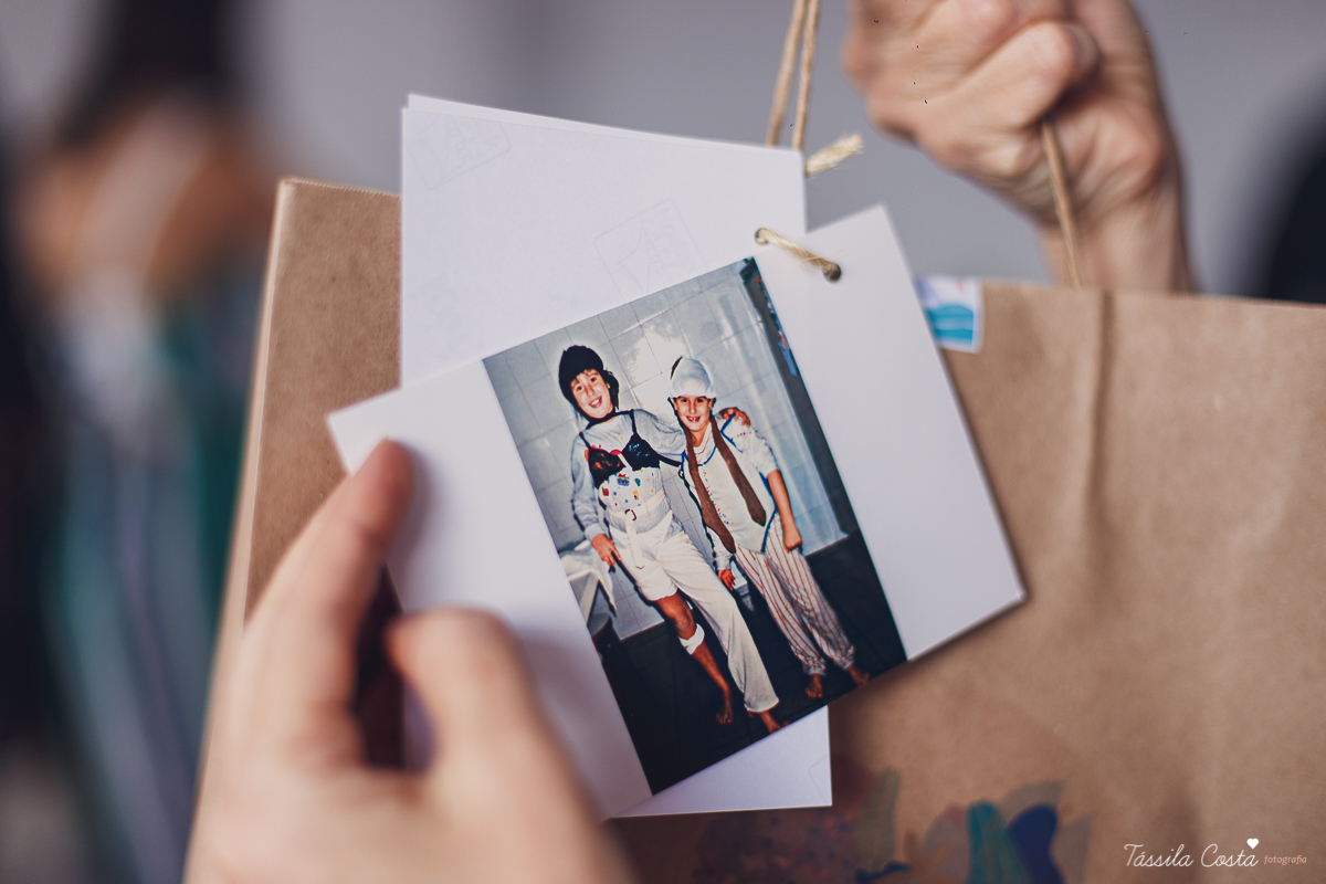 almoço para padrinhos de casamento, do casal Karla e Marcelo, casamento em Venda Nova do Imigrante, fotografia de casamento intimista, casamento feito na área de lazer do prédio, 