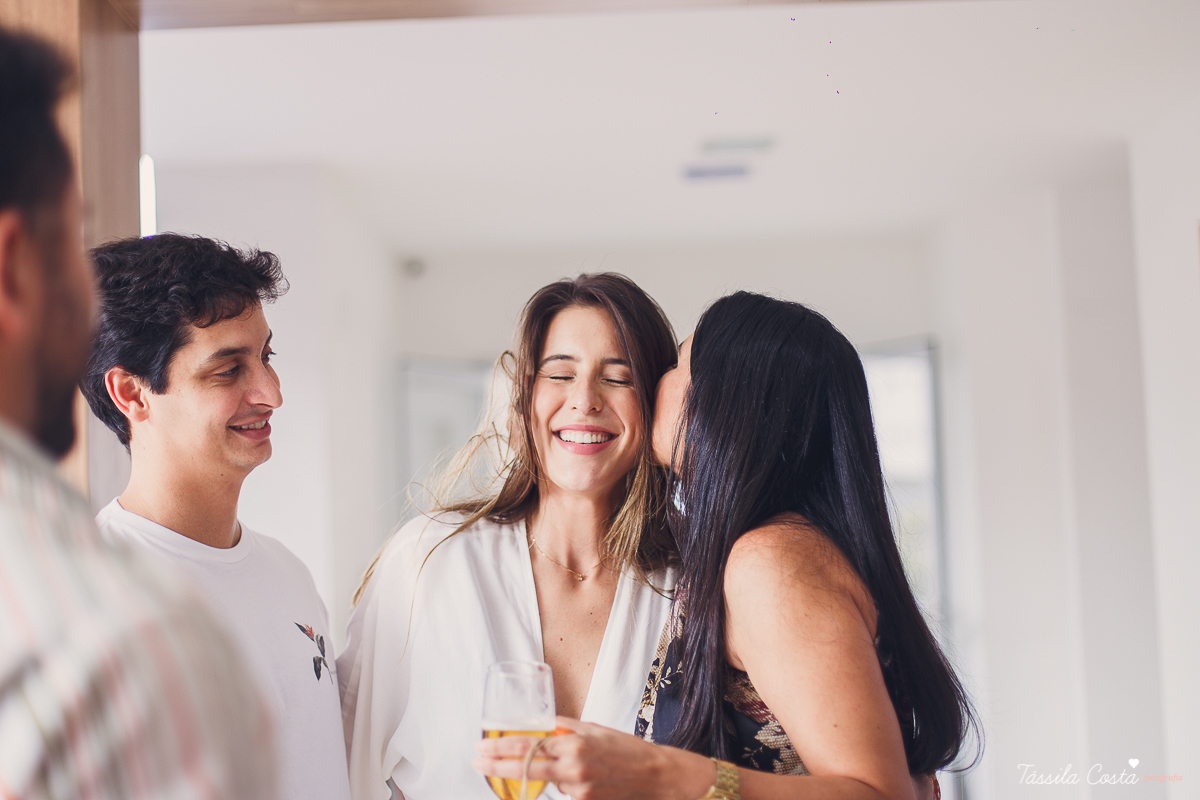 almoço para padrinhos de casamento, do casal Karla e Marcelo, casamento em Venda Nova do Imigrante, fotografia de casamento intimista, casamento feito na área de lazer do prédio, 