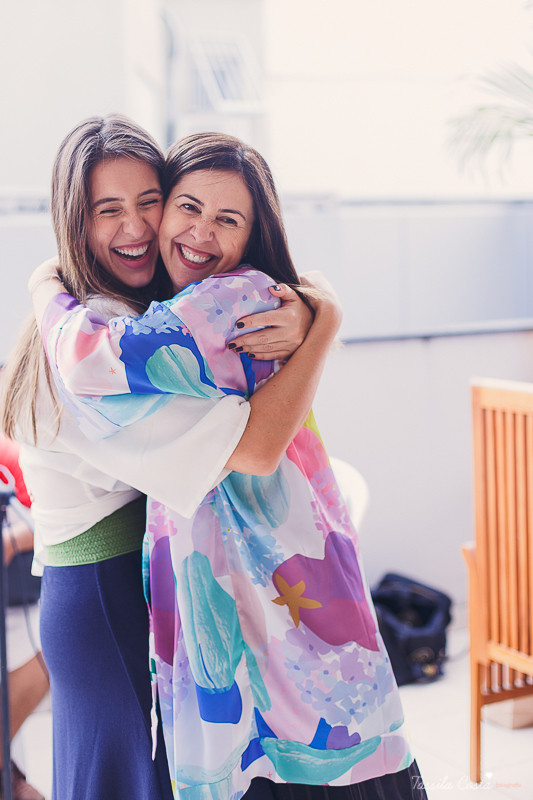 almoço para padrinhos de casamento, do casal Karla e Marcelo, casamento em Venda Nova do Imigrante, fotografia de casamento intimista, casamento feito na área de lazer do prédio, 