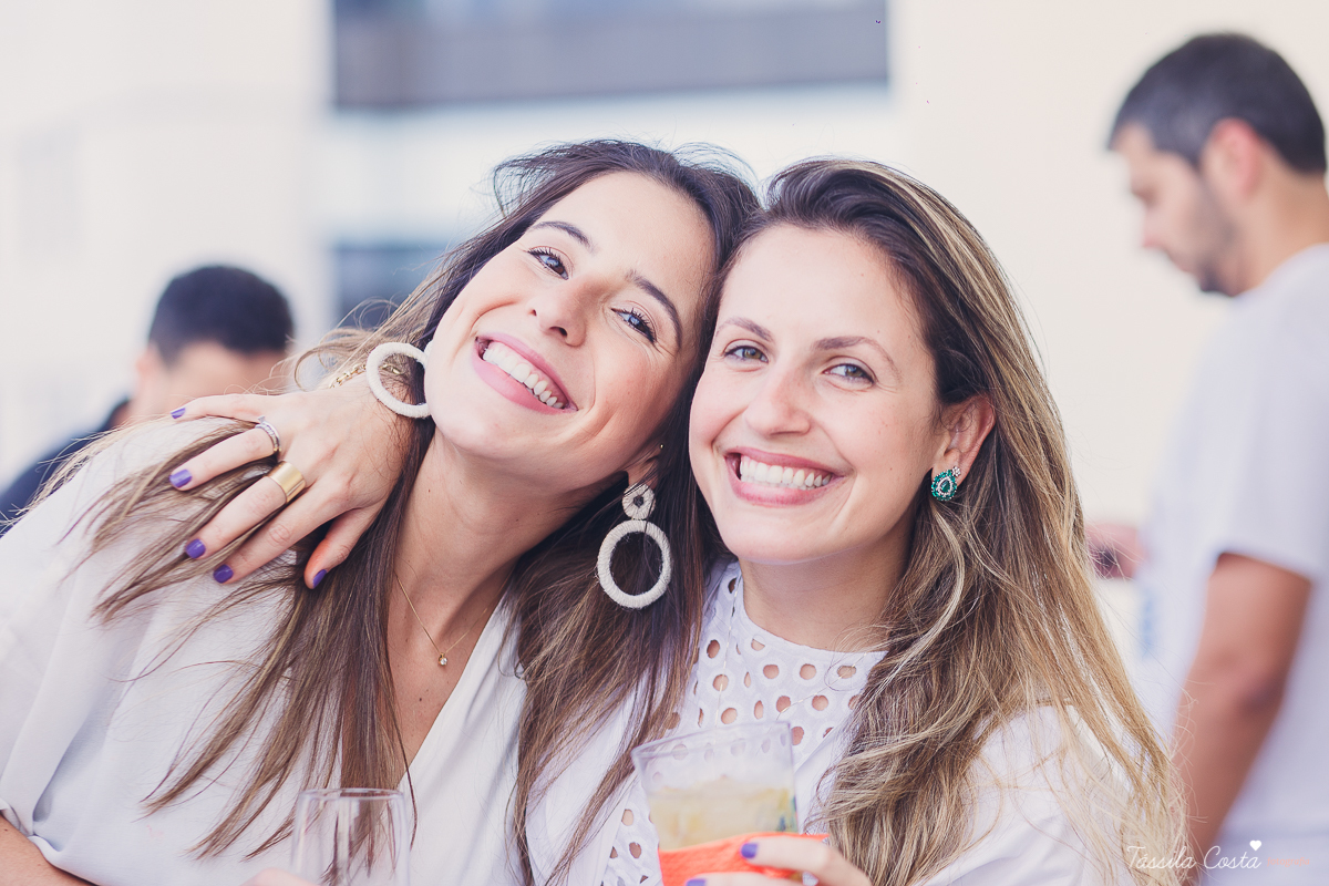 almoço para padrinhos de casamento, do casal Karla e Marcelo, casamento em Venda Nova do Imigrante, fotografia de casamento intimista, casamento feito na área de lazer do prédio, 