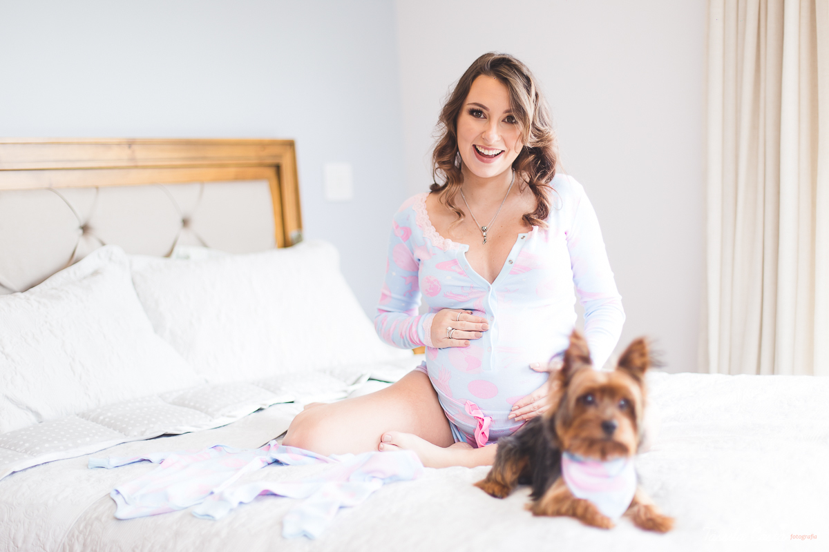 FOTOS LINDAS EM PEDRA AZUL, grávida em Pedra Azul, lugar para tirar foto em Pedra Azul, lugar lindo para tirar fotos gestantes em Pedra Azul, fotografia de família, turismo em Pedra Azul, fotografia de gestante, fotógrafa de gestante, grávida linda, es