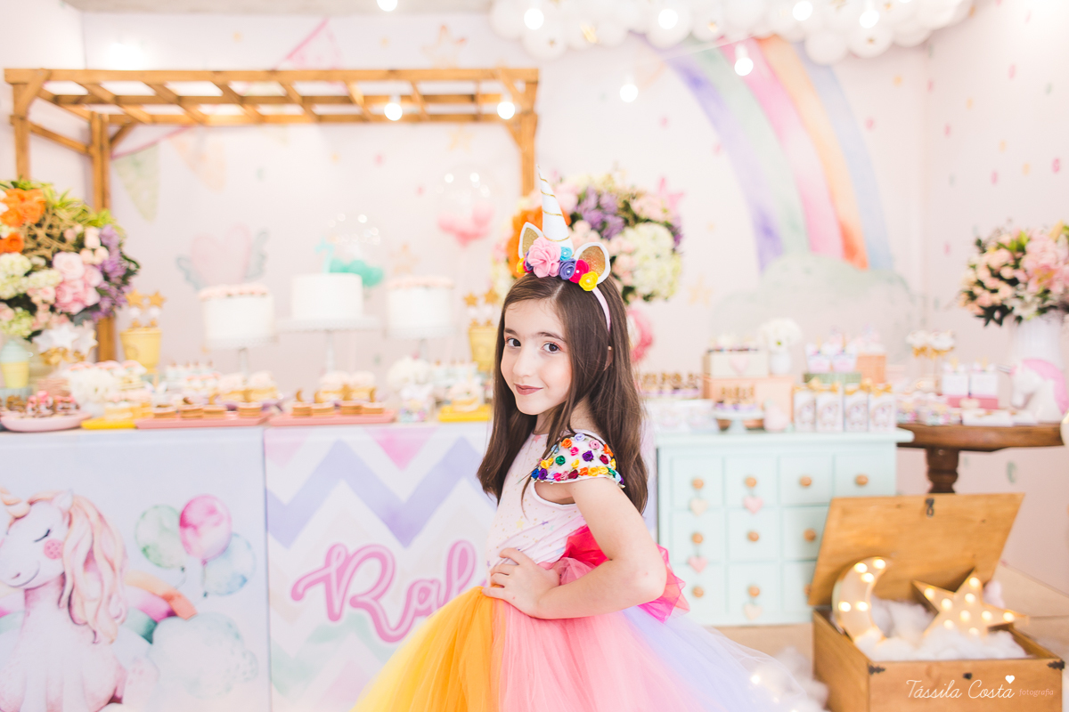 festa de menina, tema unicórnio, tema lindo e super diferente para festa de menina, decoração de aniversário tema unicórnio, 7 anos, rafaela 7 anos, fotos de aniversário infantil em vila velha, tássila costa fotografia, dicas para fotografia, edição 
