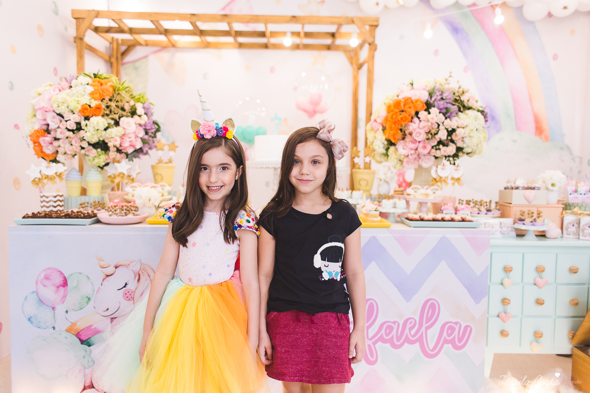 festa de menina, tema unicórnio, tema lindo e super diferente para festa de menina, decoração de aniversário tema unicórnio, 7 anos, rafaela 7 anos, fotos de aniversário infantil em vila velha, tássila costa fotografia, dicas para fotografia, edição 