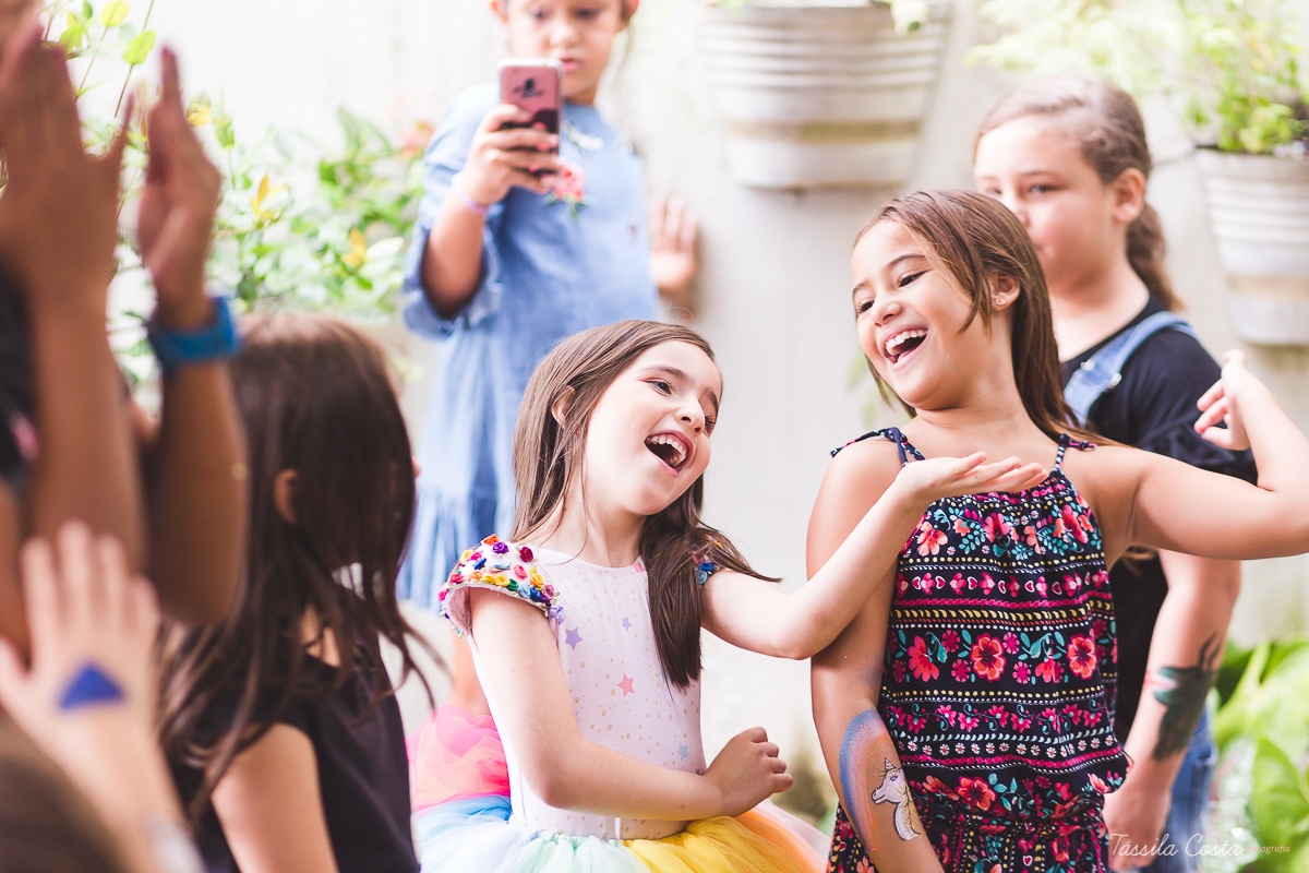 festa de menina, tema unicórnio, tema lindo e super diferente para festa de menina, decoração de aniversário tema unicórnio, 7 anos, rafaela 7 anos, fotos de aniversário infantil em vila velha, tássila costa fotografia, dicas para fotografia, edição 