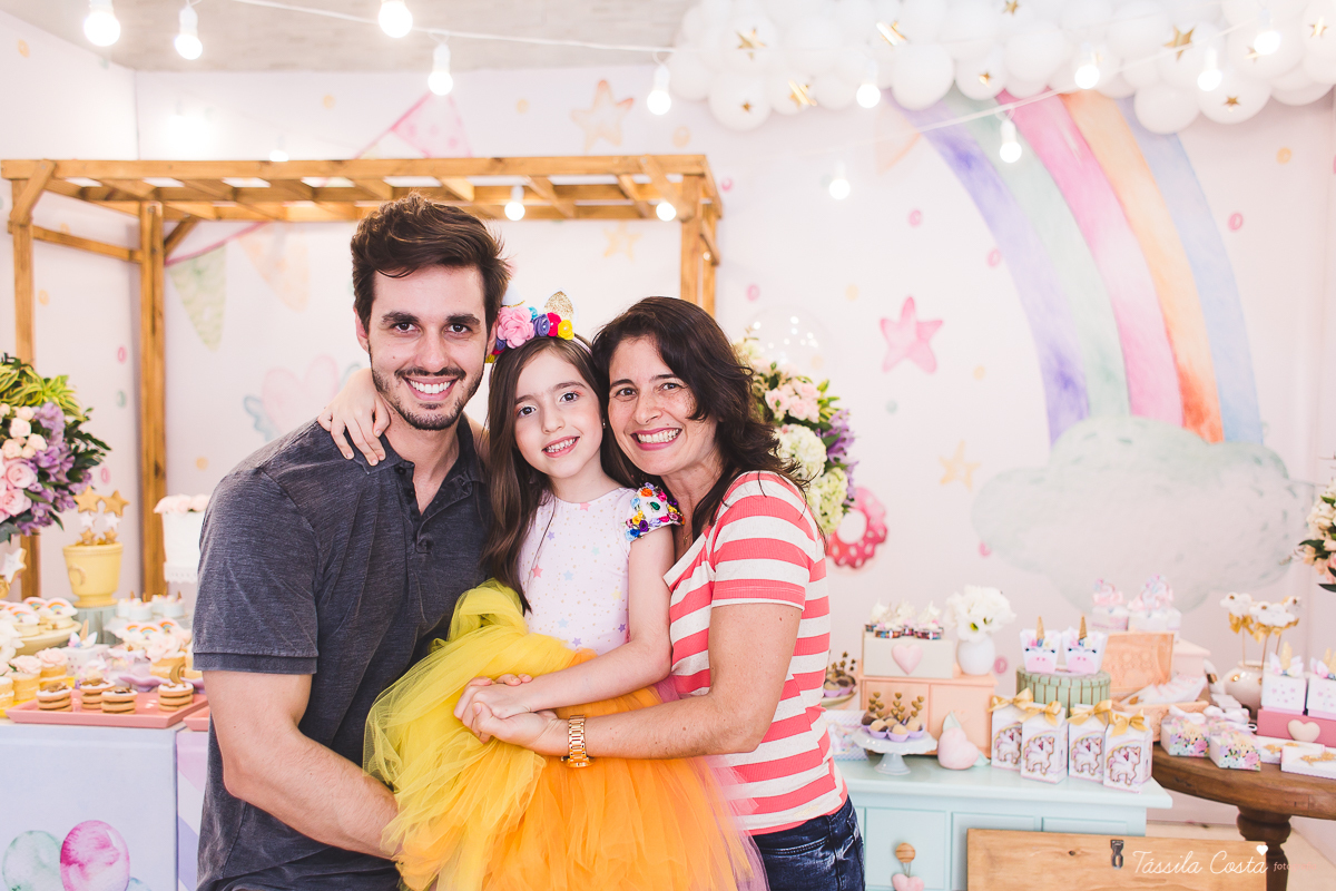 festa de menina, tema unicórnio, tema lindo e super diferente para festa de menina, decoração de aniversário tema unicórnio, 7 anos, rafaela 7 anos, fotos de aniversário infantil em vila velha, tássila costa fotografia, dicas para fotografia, edição 