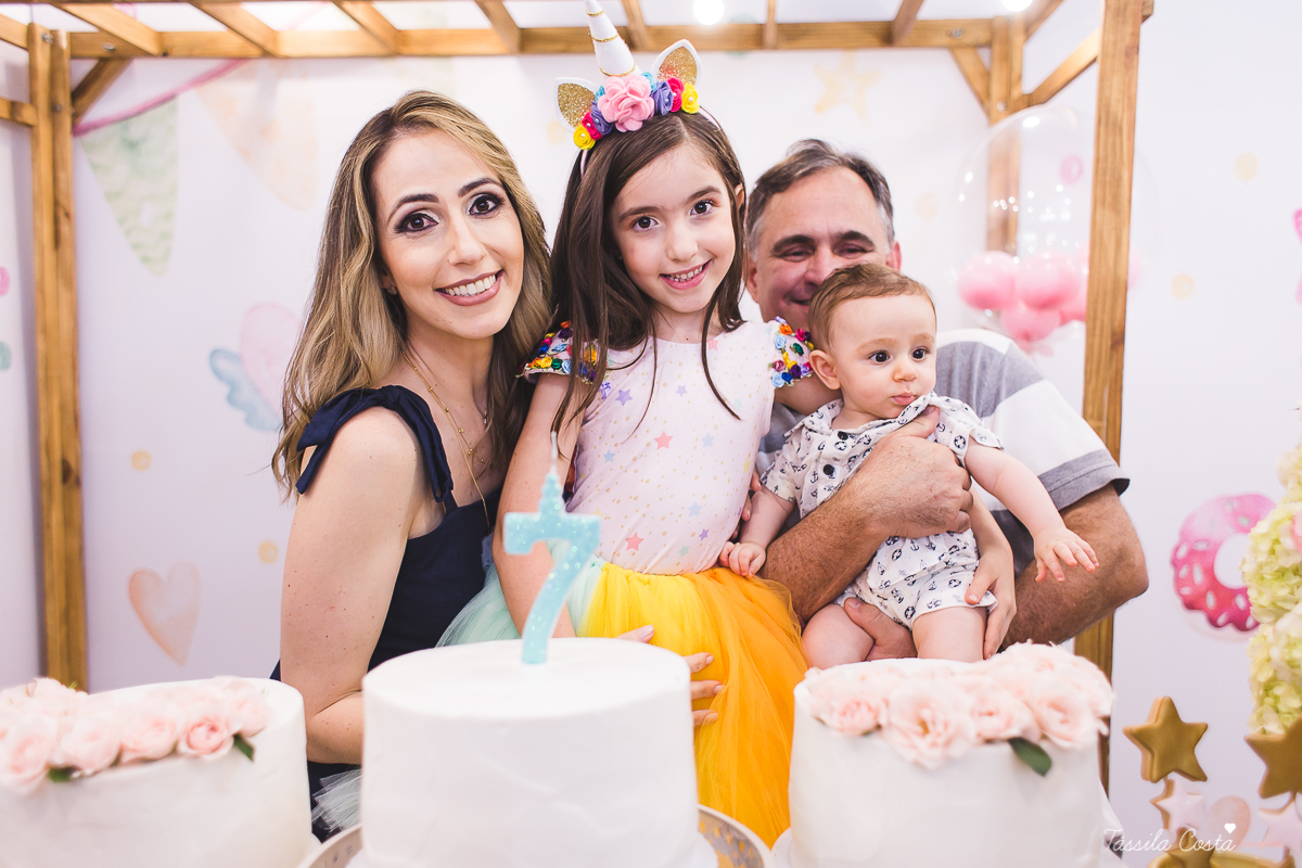 festa de menina, tema unicórnio, tema lindo e super diferente para festa de menina, decoração de aniversário tema unicórnio, 7 anos, rafaela 7 anos, fotos de aniversário infantil em vila velha, tássila costa fotografia, dicas para fotografia, edição 