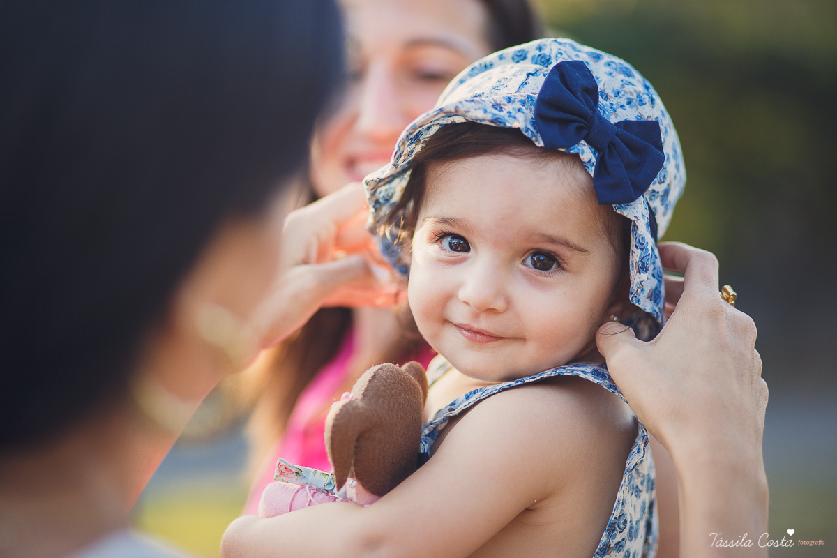 tássila costa, fotografia em vitória es, vila velha, fotos de pré aniversário, festa linda, família linda, fotos criativas, fotos de família, vila velha es, sara 1 ano, festa de menina, praia da costa, festa no co