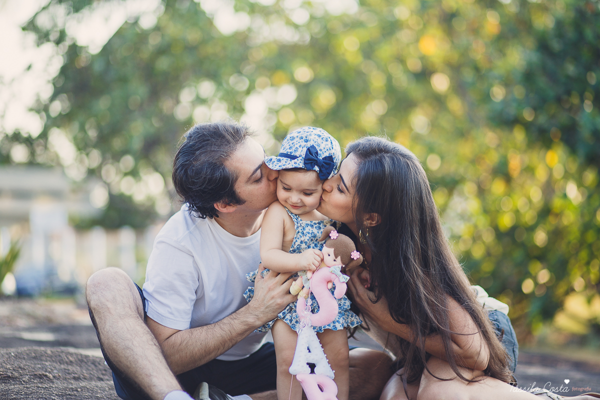 tássila costa, fotografia em vitória es, vila velha, fotos de pré aniversário, festa linda, família linda, fotos criativas, fotos de família, vila velha es, sara 1 ano, festa de menina, praia da costa, festa no co