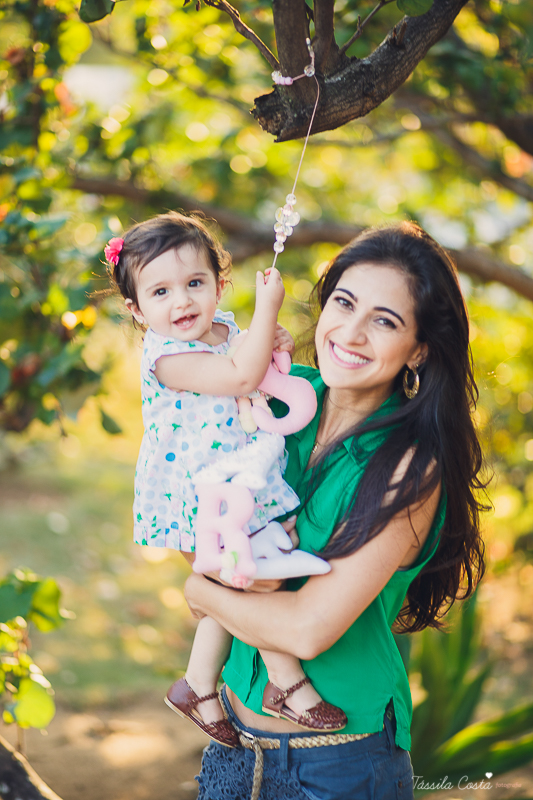 tássila costa, fotografia em vitória es, vila velha, fotos de pré aniversário, festa linda, família linda, fotos criativas, fotos de família, vila velha es, sara 1 ano, festa de menina, praia da costa, festa no co
