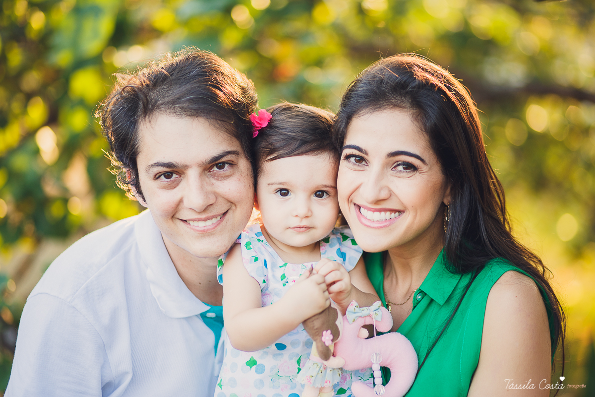 tássila costa, fotografia em vitória es, vila velha, fotos de pré aniversário, festa linda, família linda, fotos criativas, fotos de família, vila velha es, sara 1 ano, festa de menina, praia da costa, festa no co