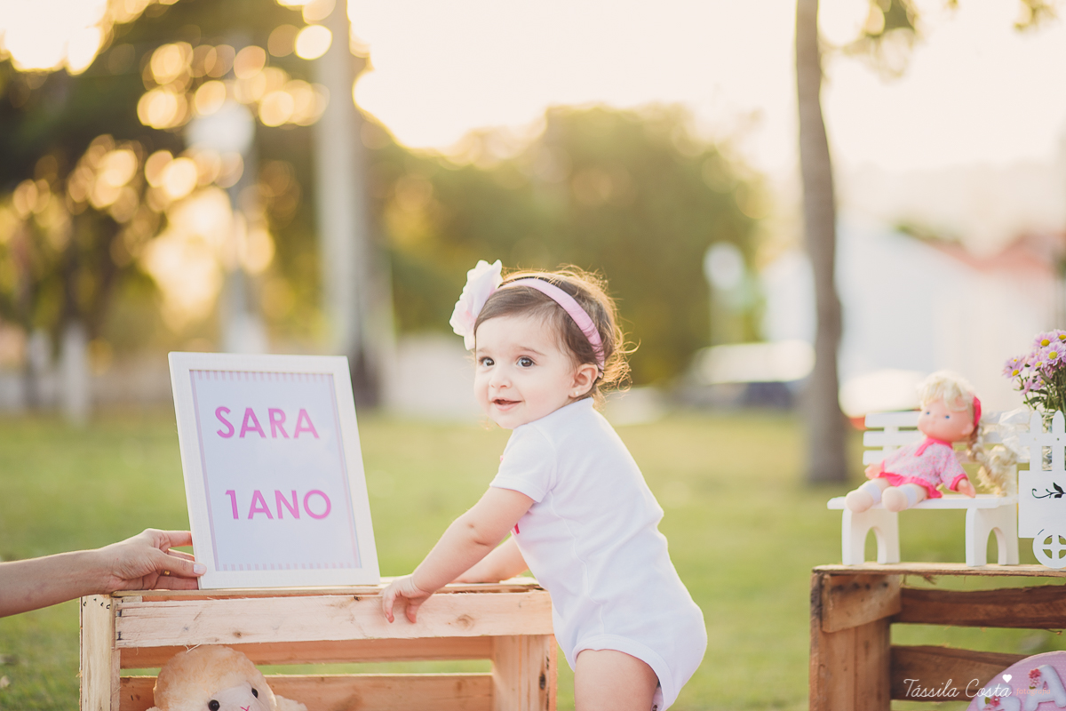 tássila costa, fotografia em vitória es, vila velha, fotos de pré aniversário, festa linda, família linda, fotos criativas, fotos de família, vila velha es, sara 1 ano, festa de menina, praia da costa, festa no co