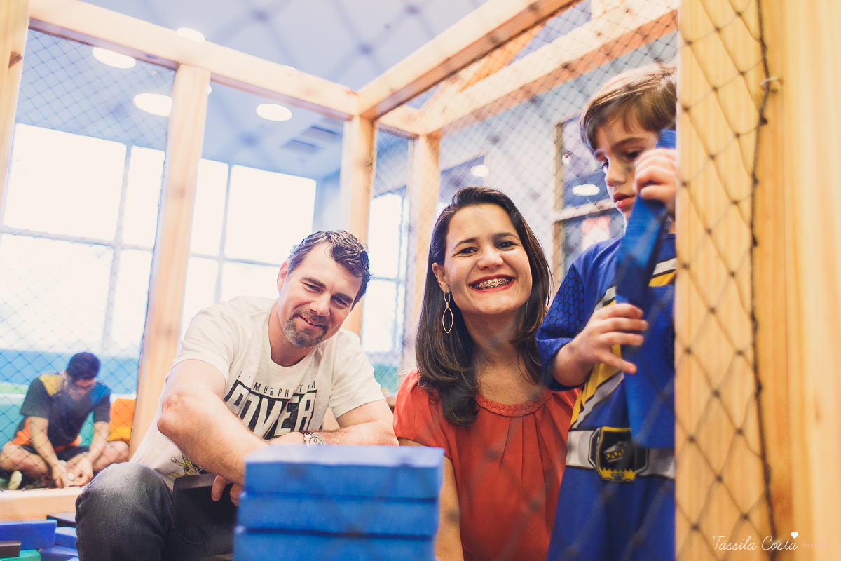 fotos iradas no shopping Mestre Álvaro, crianças amam festa na cidade animason, shopping mestre álvaro, festa mais econômica, para poucos convidados, muitos convidados na cidade animason shopping mestre álvaro, joão vitor 6 anos, festa de menino, fotos