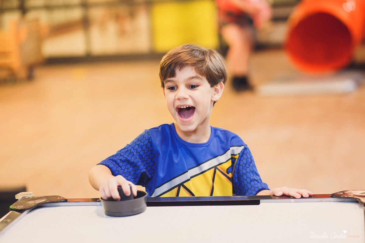 fotos iradas no shopping Mestre Álvaro, crianças amam festa na cidade animason, shopping mestre álvaro, festa mais econômica, para poucos convidados, muitos convidados na cidade animason shopping mestre álvaro, joão vitor 6 anos, festa de menino, fotos