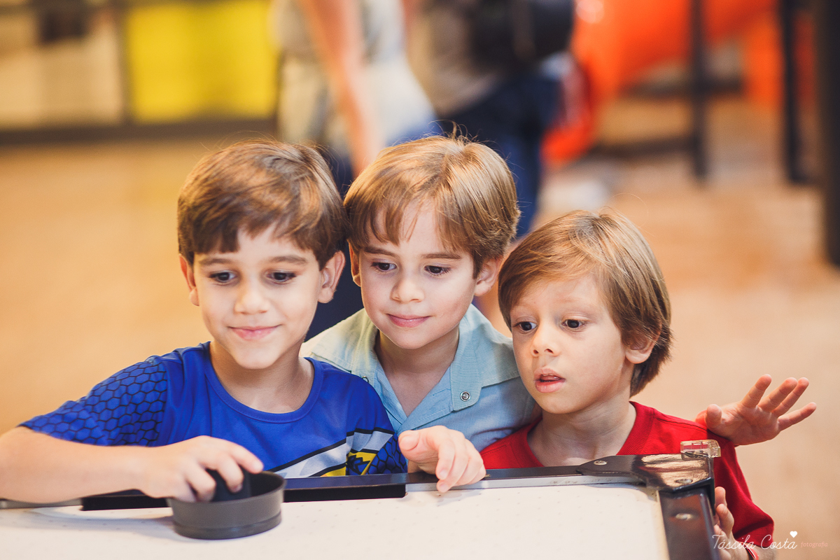 fotos iradas no shopping Mestre Álvaro, crianças amam festa na cidade animason, shopping mestre álvaro, festa mais econômica, para poucos convidados, muitos convidados na cidade animason shopping mestre álvaro, joão vitor 6 anos, festa de menino, fotos