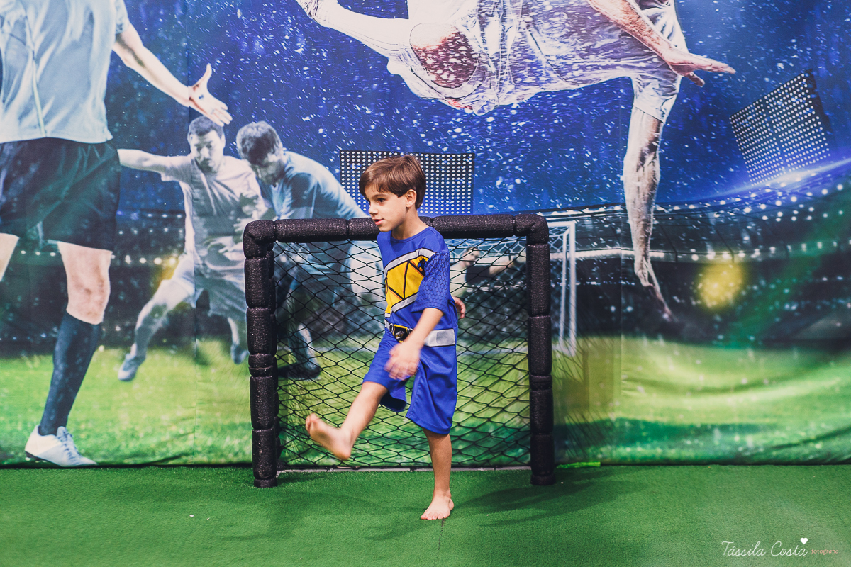 fotos iradas no shopping Mestre Álvaro, crianças amam festa na cidade animason, shopping mestre álvaro, festa mais econômica, para poucos convidados, muitos convidados na cidade animason shopping mestre álvaro, joão vitor 6 anos, festa de menino, fotos