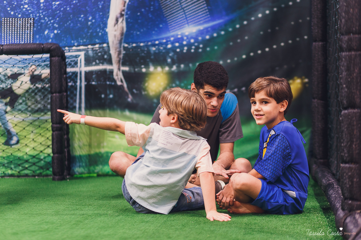 fotos iradas no shopping Mestre Álvaro, crianças amam festa na cidade animason, shopping mestre álvaro, festa mais econômica, para poucos convidados, muitos convidados na cidade animason shopping mestre álvaro, joão vitor 6 anos, festa de menino, fotos