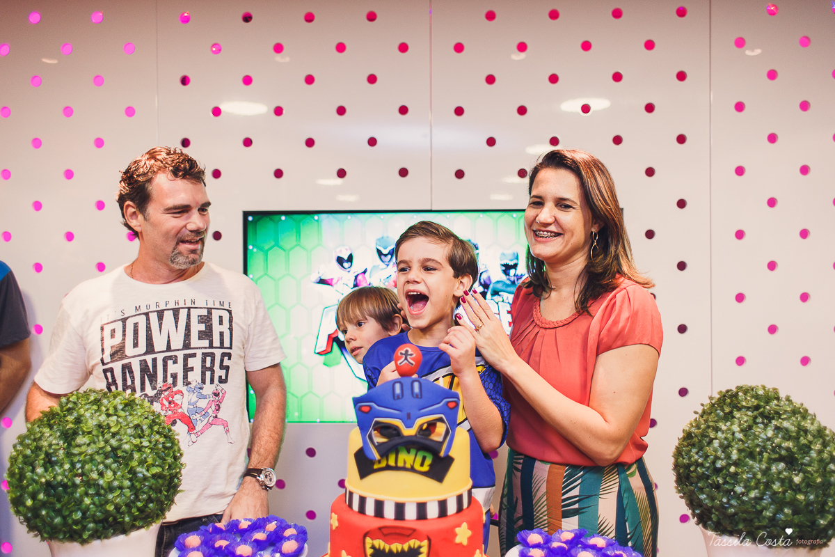 fotos iradas no shopping Mestre Álvaro, crianças amam festa na cidade animason, shopping mestre álvaro, festa mais econômica, para poucos convidados, muitos convidados na cidade animason shopping mestre álvaro, joão vitor 6 anos, festa de menino, fotos