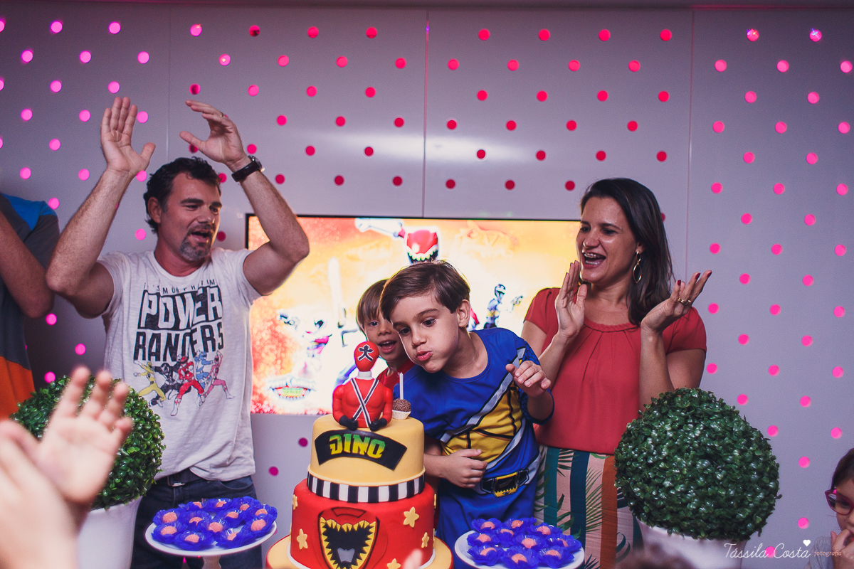 fotos iradas no shopping Mestre Álvaro, crianças amam festa na cidade animason, shopping mestre álvaro, festa mais econômica, para poucos convidados, muitos convidados na cidade animason shopping mestre álvaro, joão vitor 6 anos, festa de menino, fotos