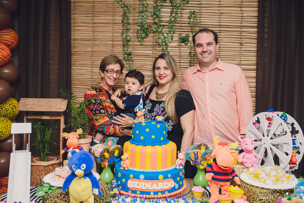 festa linda, festa intimista, festa no condimínio, festa de menino, praia da costa, festa na praia da costa, decoração linda, festa linda, tássila costa, tássila foto, fotos lindas, festas pequenas, backyardigans, festa 
