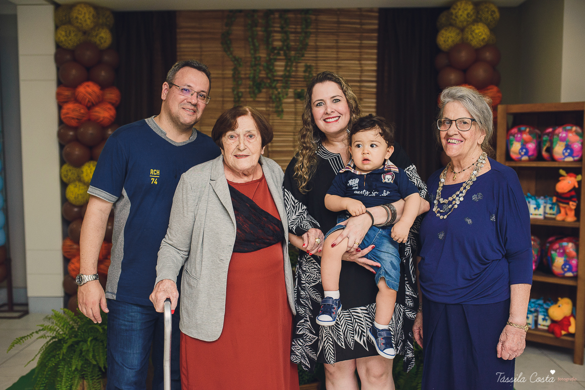 festa linda, festa intimista, festa no condimínio, festa de menino, praia da costa, festa na praia da costa, decoração linda, festa linda, tássila costa, tássila foto, fotos lindas, festas pequenas, backyardigans, festa 