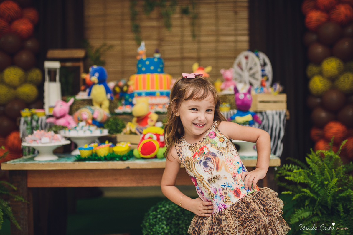 festa linda, festa intimista, festa no condimínio, festa de menino, praia da costa, festa na praia da costa, decoração linda, festa linda, tássila costa, tássila foto, fotos lindas, festas pequenas, backyardigans, festa 