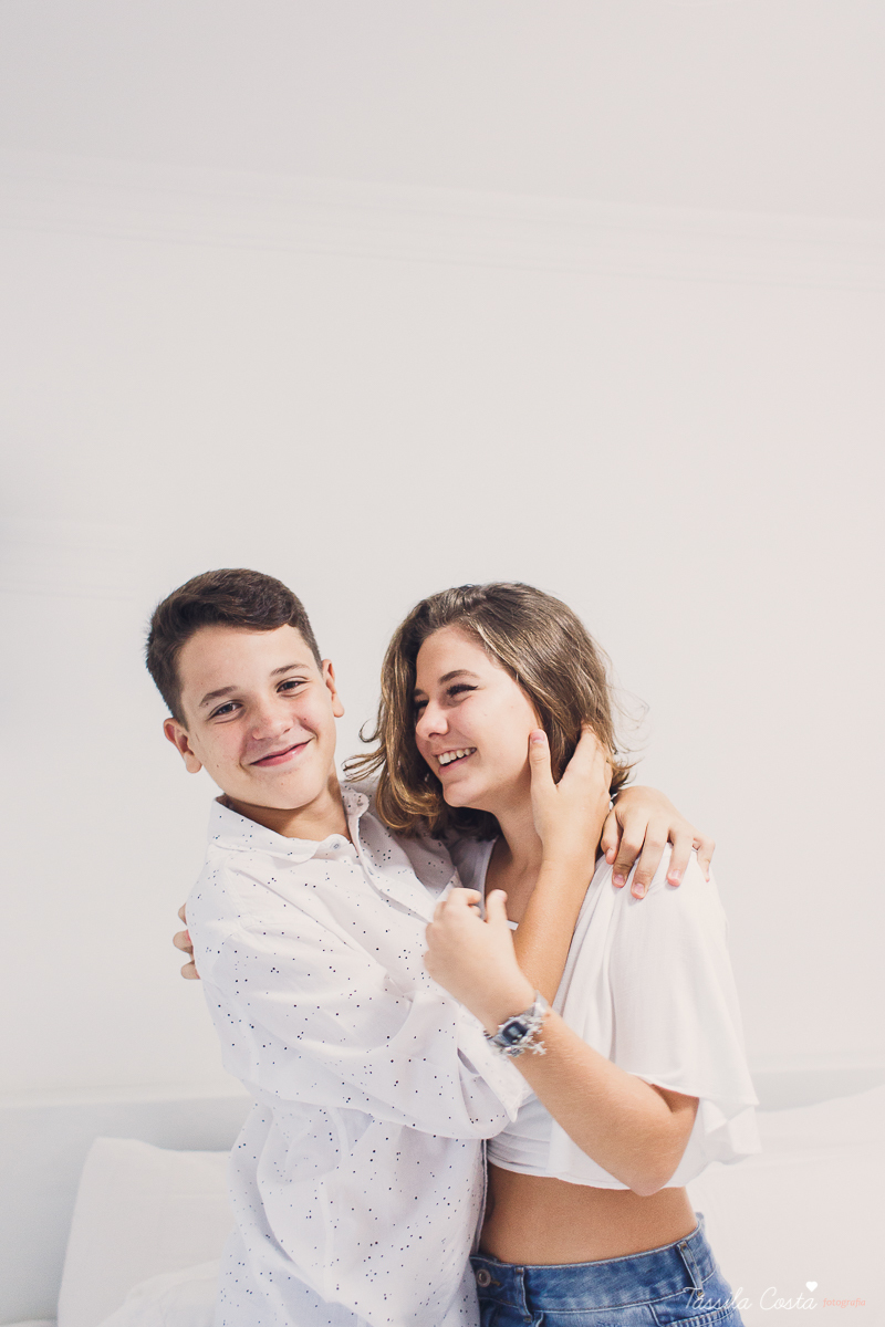 registros fotográficos feitos em casa, fotografia de família, lifestyle, tássila costa fotografia, mãe de 3, família grande e feliz, vitória es