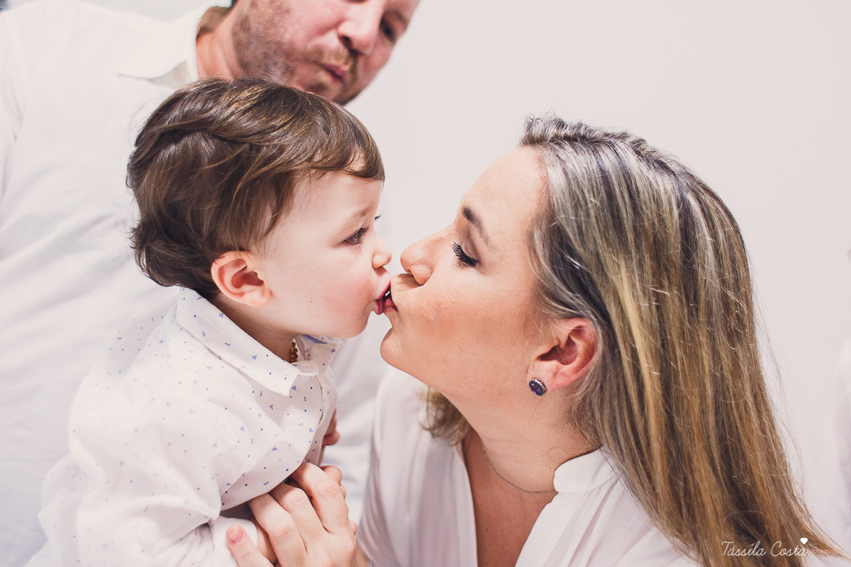 registros fotográficos feitos em casa, fotografia de família, lifestyle, tássila costa fotografia, mãe de 3, família grande e feliz, vitória es