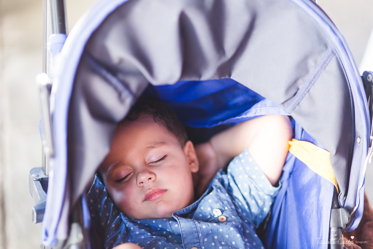 chá de bebê do Pedro, festa para chá de bebê, mundo azul, Praia de Itaparica, Casarão Verde, decoração linda para chá de bebê, fotografia no chá de bebê, fotografia de família em vila velha, es