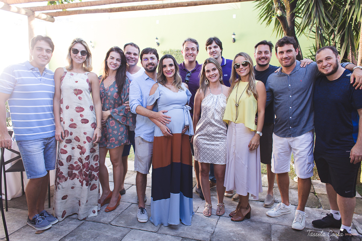 chá de bebê do Pedro, festa para chá de bebê, mundo azul, Praia de Itaparica, Casarão Verde, decoração linda para chá de bebê, fotografia no chá de bebê, fotografia de família em vila velha, es