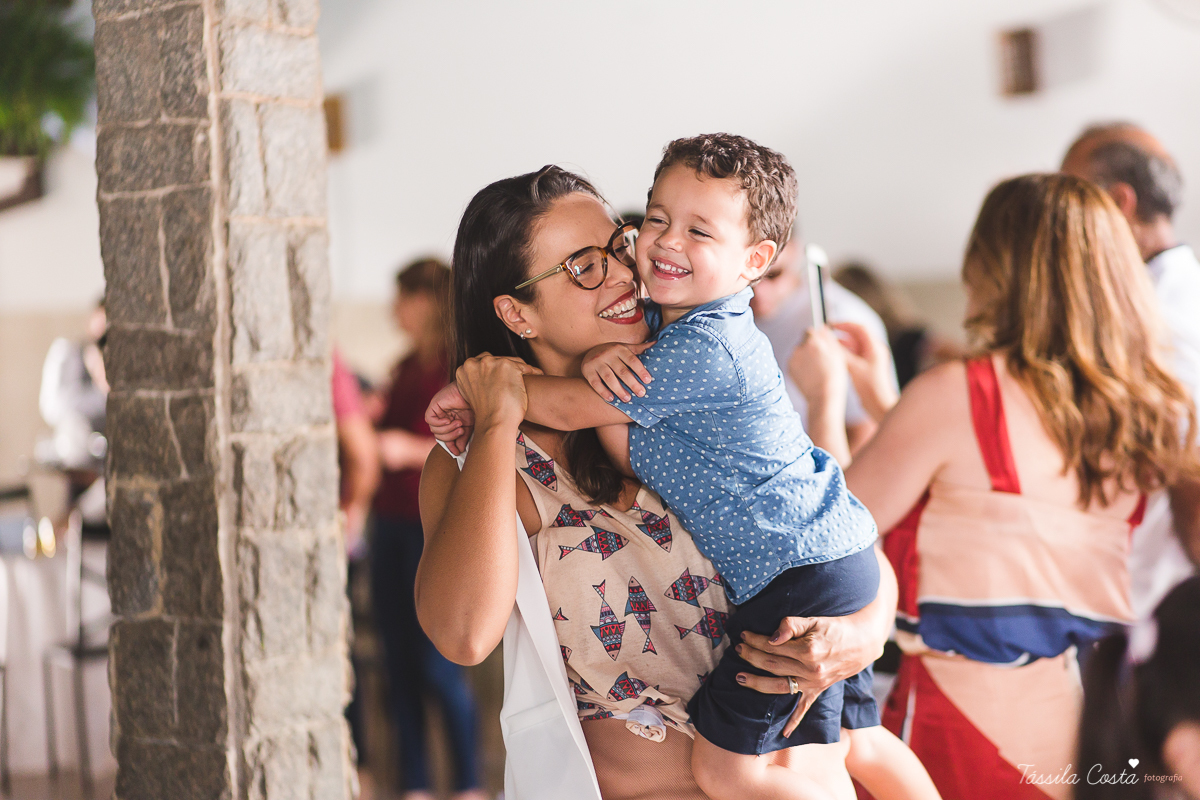 chá de bebê do Pedro, festa para chá de bebê, mundo azul, Praia de Itaparica, Casarão Verde, decoração linda para chá de bebê, fotografia no chá de bebê, fotografia de família em vila velha, es