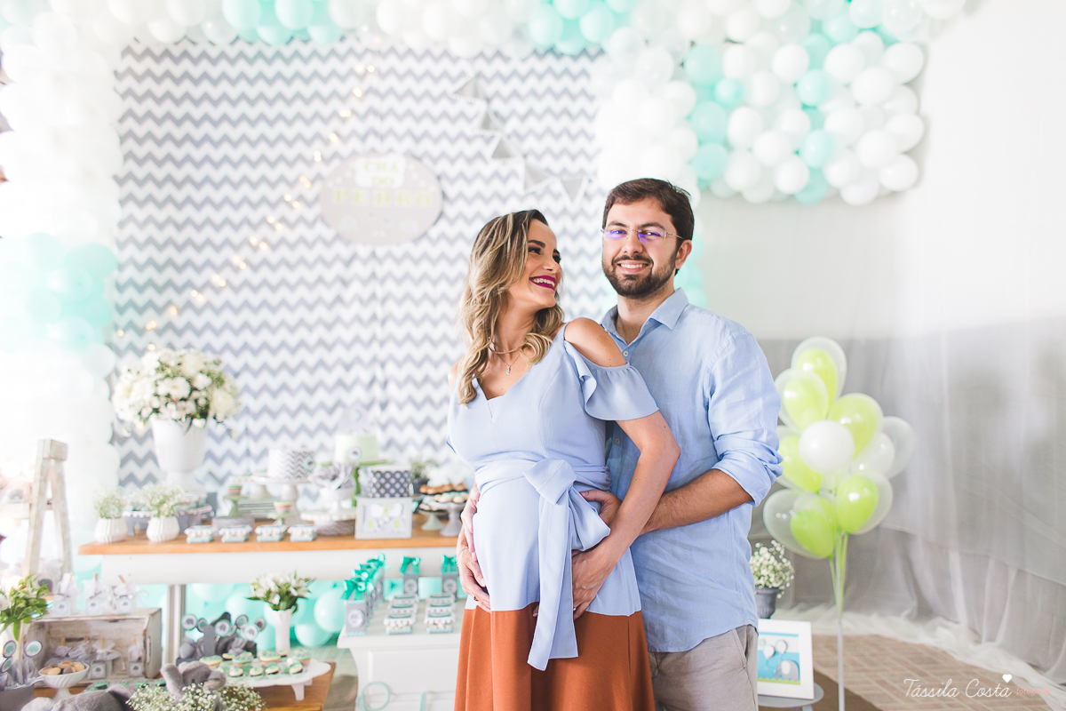 chá de bebê do Pedro, festa para chá de bebê, mundo azul, Praia de Itaparica, Casarão Verde, decoração linda para chá de bebê, fotografia no chá de bebê, fotografia de família em vila velha, es