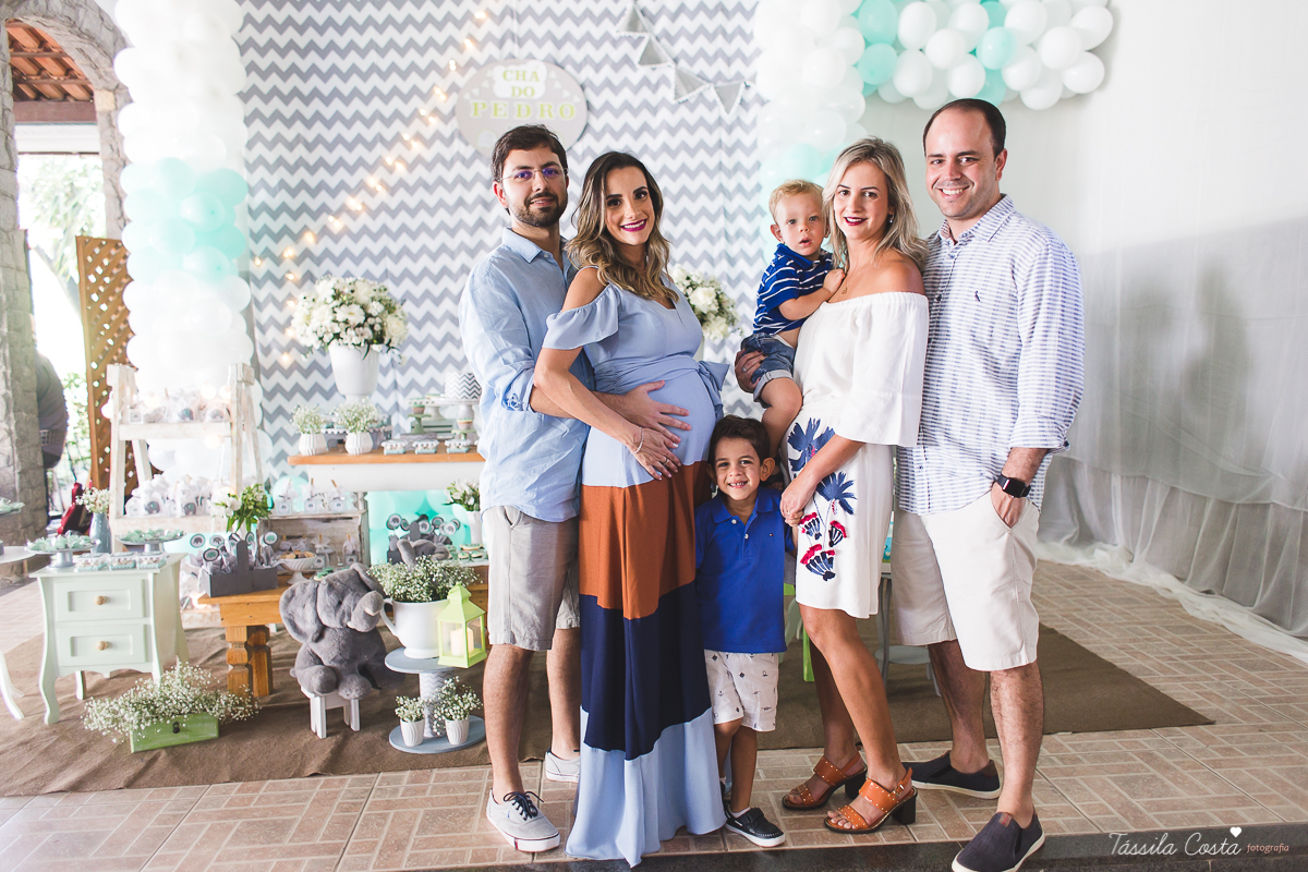 chá de bebê do Pedro, festa para chá de bebê, mundo azul, Praia de Itaparica, Casarão Verde, decoração linda para chá de bebê, fotografia no chá de bebê, fotografia de família em vila velha, es