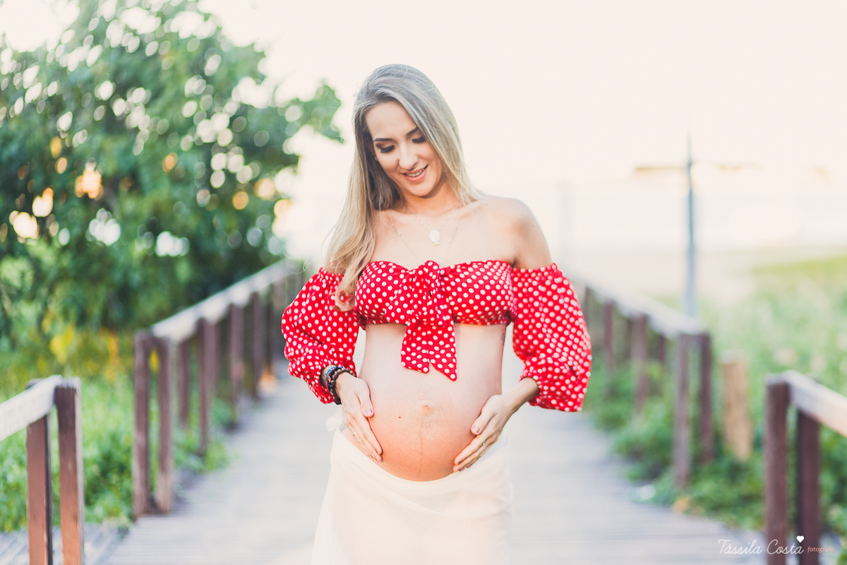 fotos lindas de grávida, ensaios fotográficos na luz de outono, por do sol, fotos no por do sol, grávidas e por do sol, grávida linda, o que vestir no ensaio fotográfico, gestante, camila e diogo, mãe de dois 