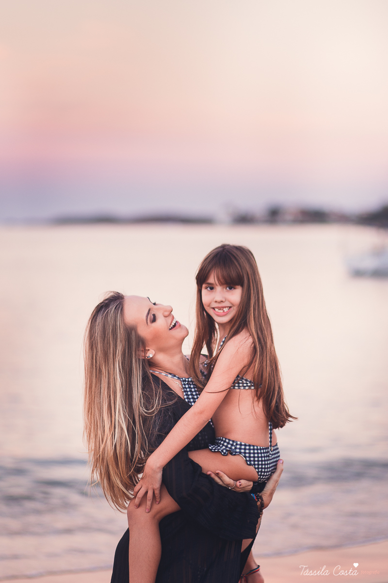 fotos lindas de grávida, ensaios fotográficos na luz de outono, por do sol, fotos no por do sol, grávidas e por do sol, grávida linda, o que vestir no ensaio fotográfico, gestante, camila e diogo, mãe de dois 