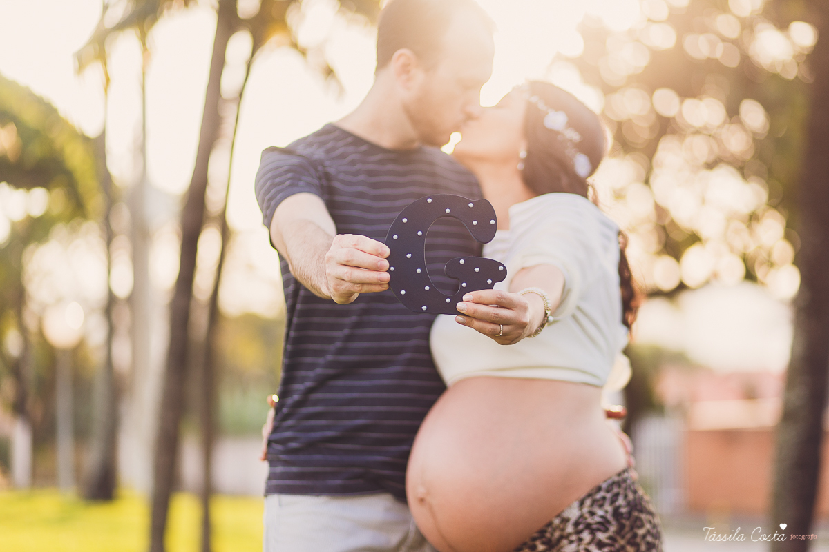 book de grávida em Vitória ES, Tássila Costa fotografia, locais lindos em vitória para ensaio de gestante, o que vestir no ensaio fotográfico de gestante, gestante estilosa para fotos, praia da costa, fotografia de gestante na Praia da Costa - ES
