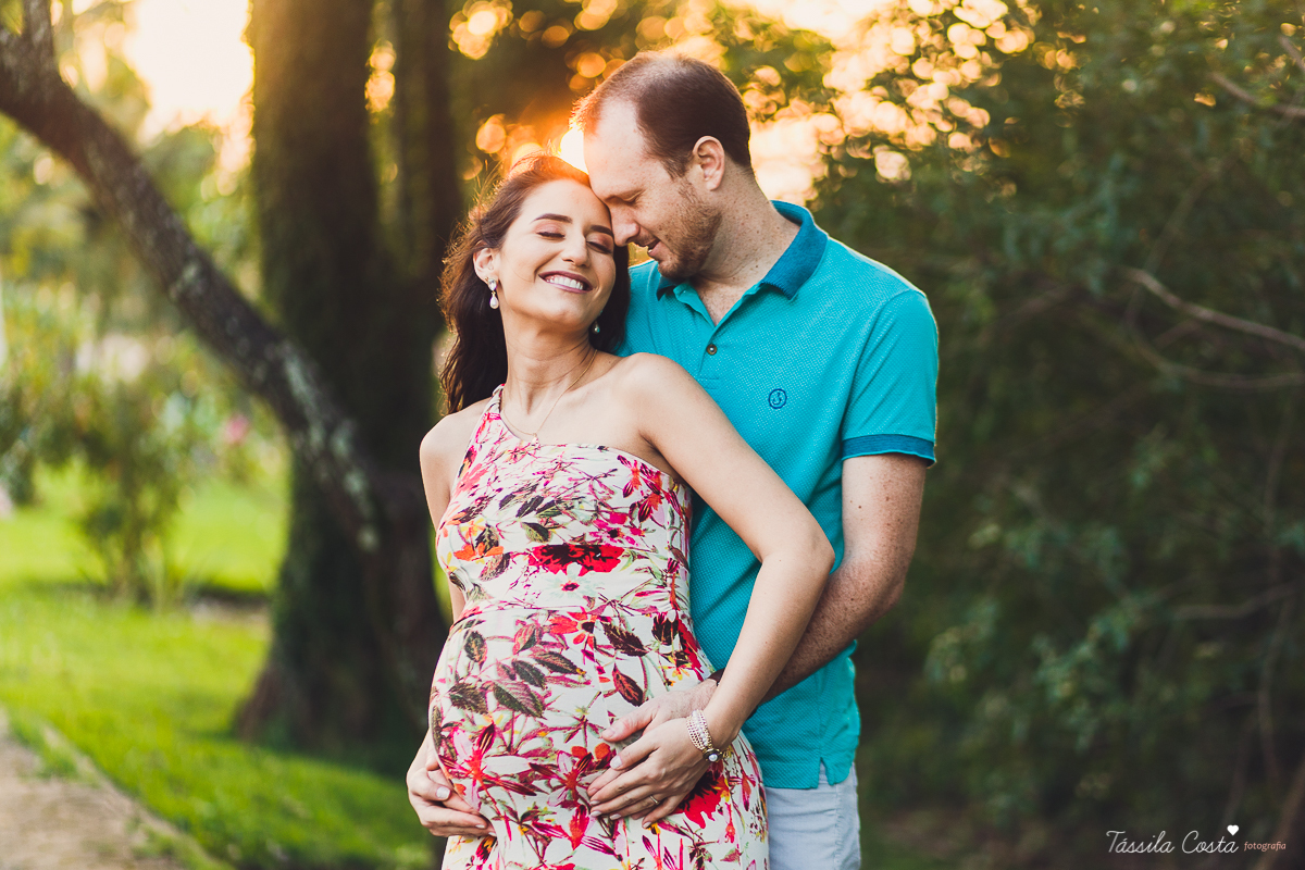 book de grávida em Vitória ES, Tássila Costa fotografia, locais lindos em vitória para ensaio de gestante, o que vestir no ensaio fotográfico de gestante, gestante estilosa para fotos, praia da costa, fotografia de gestante na Praia da Costa - ES