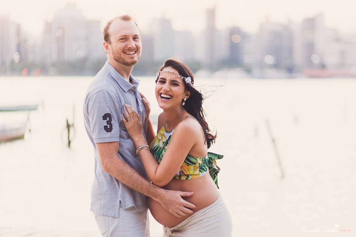 book de grávida em Vitória ES, Tássila Costa fotografia, locais lindos em vitória para ensaio de gestante, o que vestir no ensaio fotográfico de gestante, gestante estilosa para fotos, praia da costa, fotografia de gestante na Praia da Costa - ES