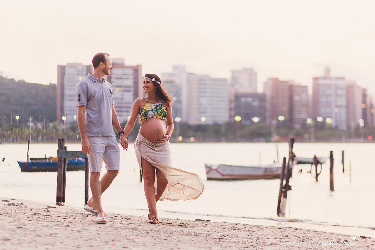 book de grávida em Vitória ES, Tássila Costa fotografia, locais lindos em vitória para ensaio de gestante, o que vestir no ensaio fotográfico de gestante, gestante estilosa para fotos, praia da costa, fotografia de gestante na Praia da Costa - ES