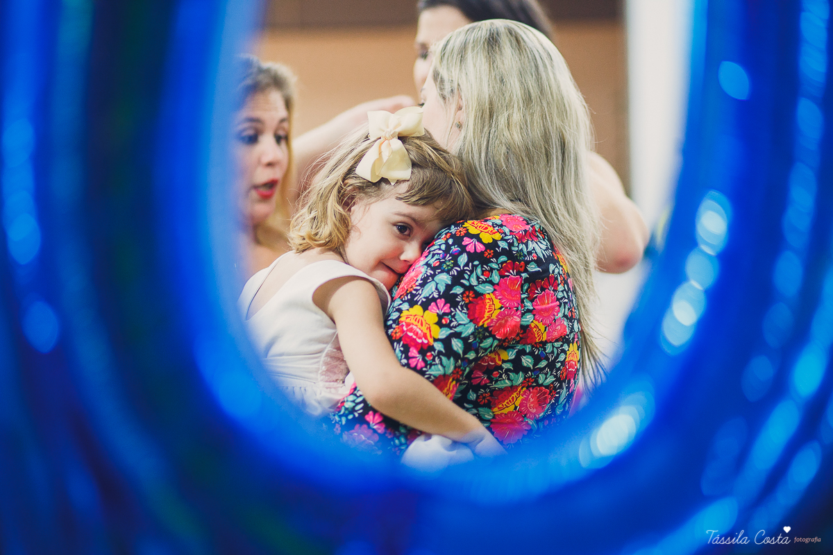 Tássila Costa, fotografia em Vila Velha, festa infantil em  Vila Velha, Cerimonial Victórias, cerimonial em Itaparica, festa de menino, minions, decoração dos minions, festa pequena, festa linda, mãe de menino, davi ant&