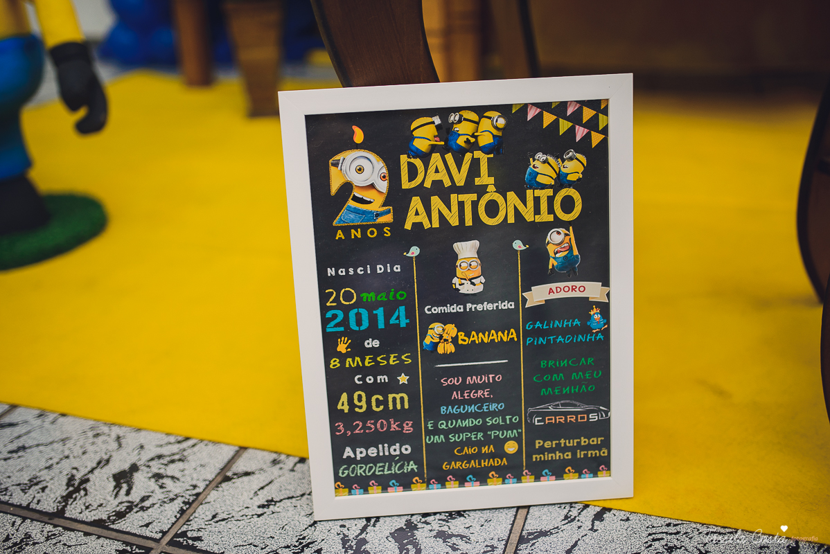 Tássila Costa, fotografia em Vila Velha, festa infantil em  Vila Velha, Cerimonial Victórias, cerimonial em Itaparica, festa de menino, minions, decoração dos minions, festa pequena, festa linda, mãe de menino, davi ant&