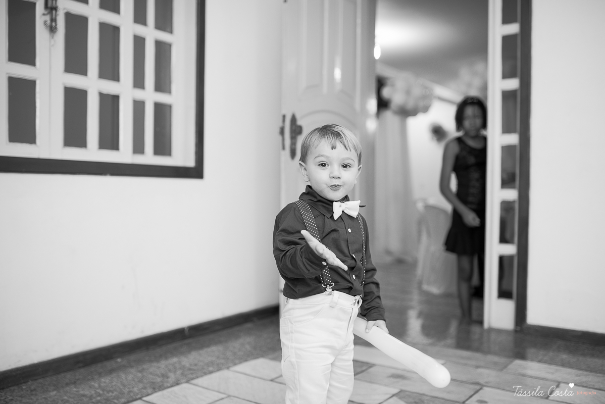 Tássila Costa, fotografia em Vila Velha, festa infantil em  Vila Velha, Cerimonial Victórias, cerimonial em Itaparica, festa de menino, minions, decoração dos minions, festa pequena, festa linda, mãe de menino, davi ant&