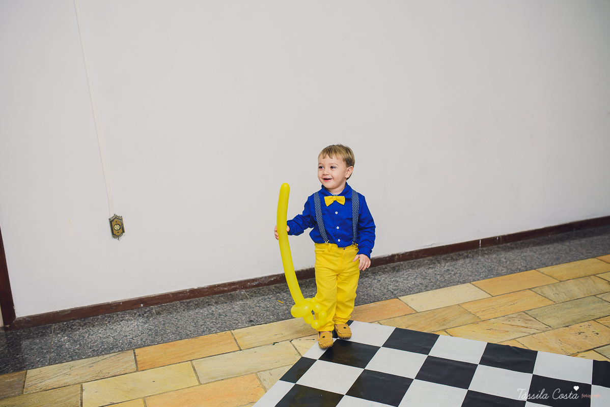 Tássila Costa, fotografia em Vila Velha, festa infantil em  Vila Velha, Cerimonial Victórias, cerimonial em Itaparica, festa de menino, minions, decoração dos minions, festa pequena, festa linda, mãe de menino, davi ant&