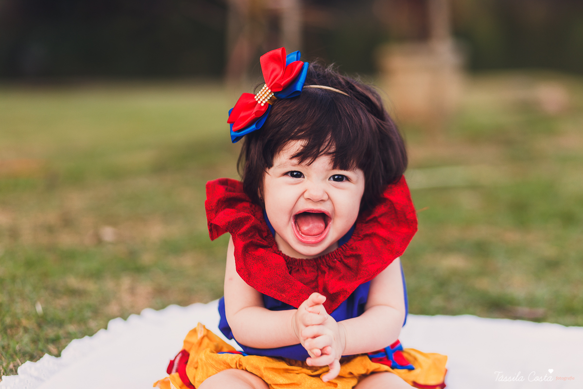 fotografia de família em Vitória ES, Praia de Camburi, Virótia ES, fotos de família, fotógrafa de familias em Vitória ES, fotos profissionais, Tássila Costa fotografia, papais de primeira viagem, acompanhamento fotográfico em Vitória, pais de menina, ES